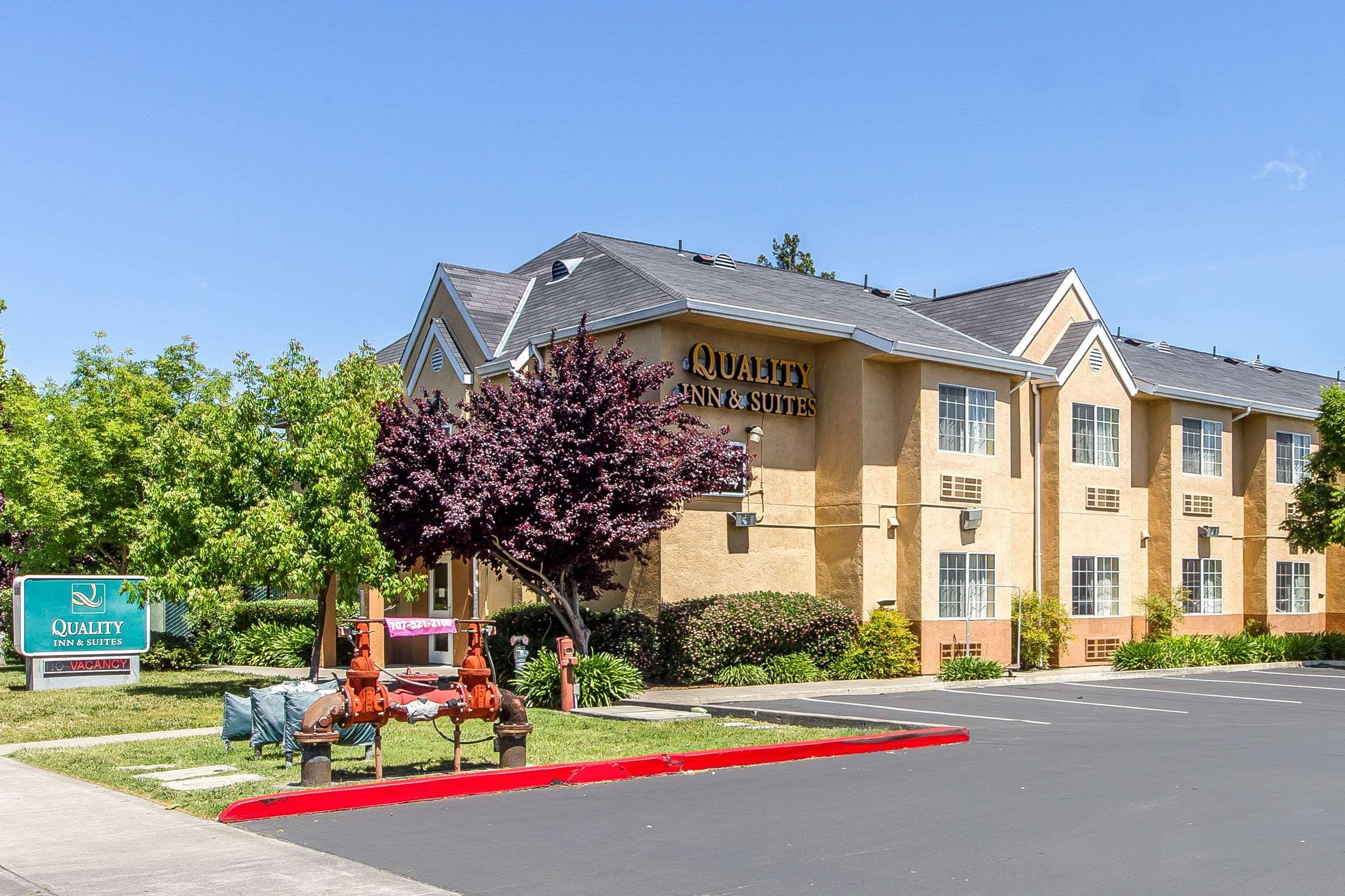 Quality Inn & Suites Santa Rosa Exterior foto